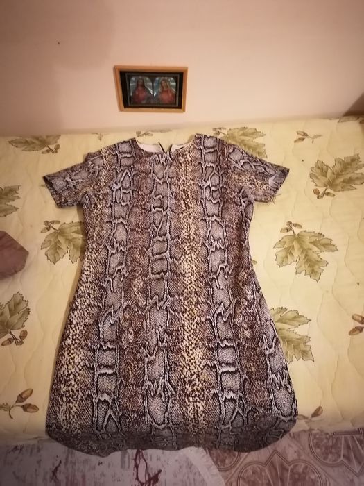 Дамска рокля за повод