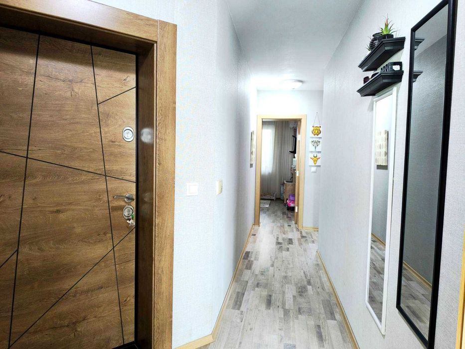 Продава се Тристаен апартамент в Варна, Виница - 116 кв.м за 1896 €/кв.м - Снимка #9