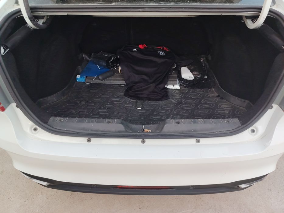 UZB/РУС Assalomalekum  Lada vesta 2020 yil  10000 $