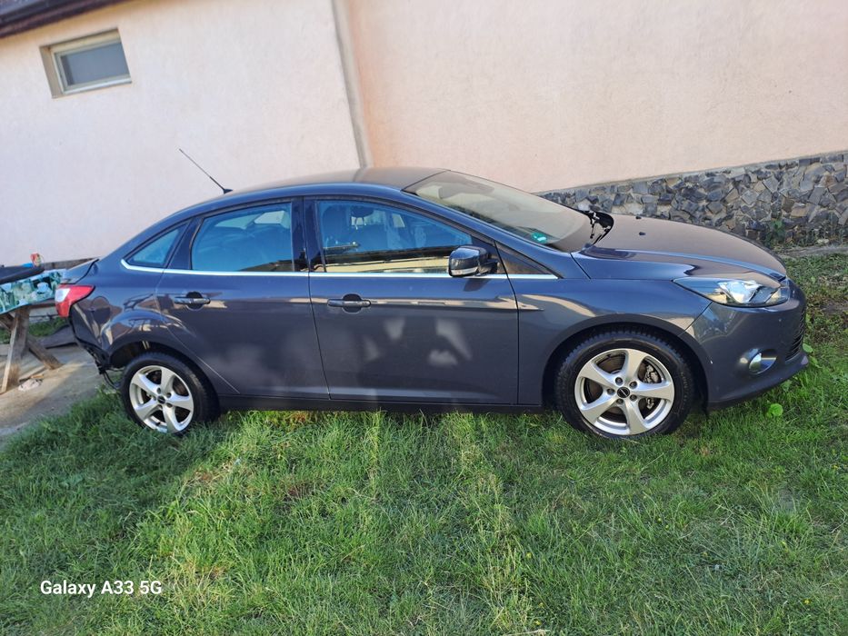 FORD Focus 2012 — imagine 2