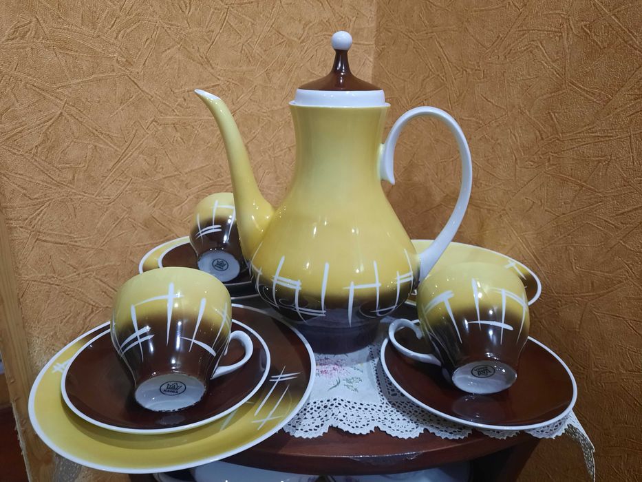 Чайные трио на 3 персоны, "КAHLA" ГДР.  Белоснежный фарфор