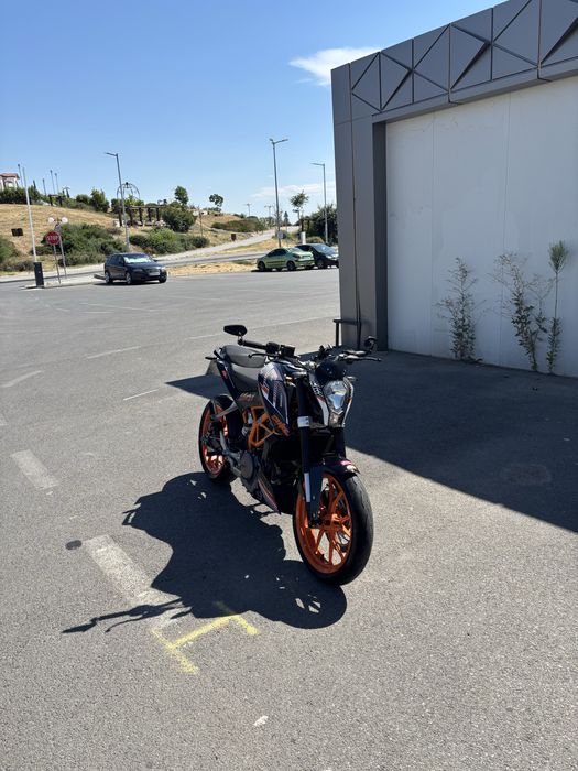 KTM DUKE 390