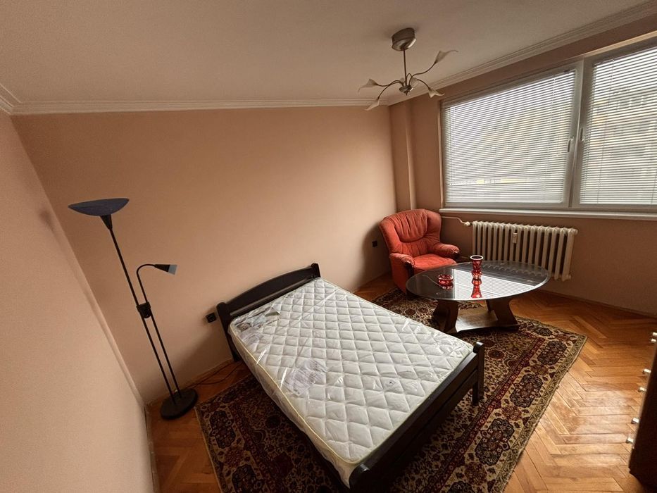 Дава се под наем Тристаен апартамент в София, Младост 1 - 88 кв.м за 650 € - Снимка #5