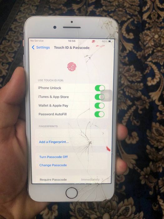 Arzonga iphone 8 plus telefon holati ortacha 750000 somga