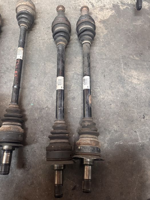 Planetara stanga spate bmw seria 5 f11  cod 7581027
