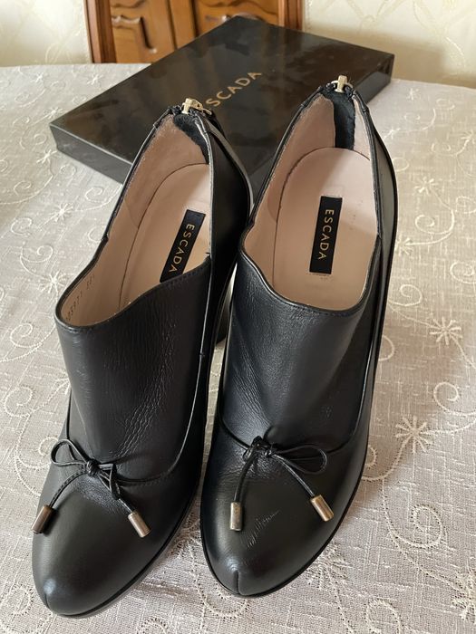 Escada боти чисто нови N 38.5