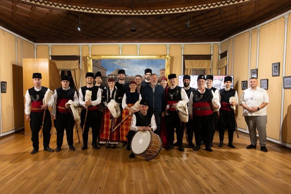 Гайдар,гайдари,певица,тъпан