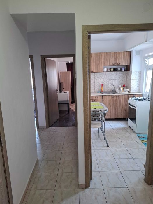 Apartament 3 camere de inchiriat in centrul orasului