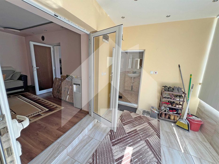 Продава се Къща в Нови пазар - 78 кв.м за 981 €/кв.м - Снимка #2