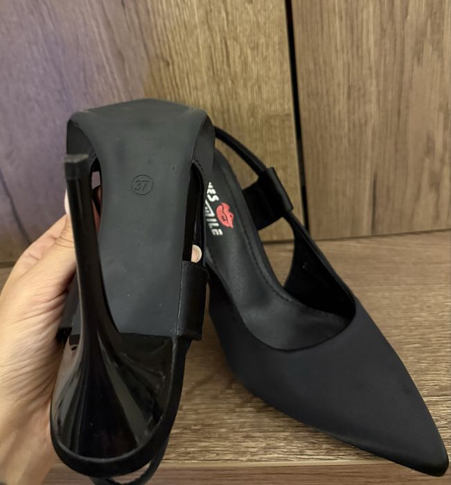 Елегантни, стилни обувки