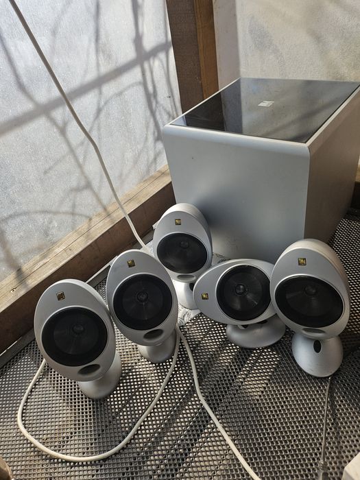 Sistem audio KEF ,vind sau schimb