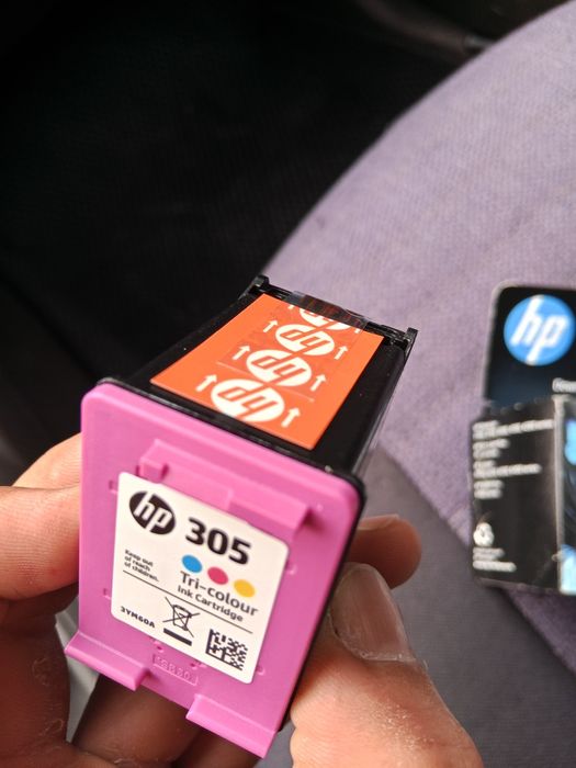 Продам картридж 305