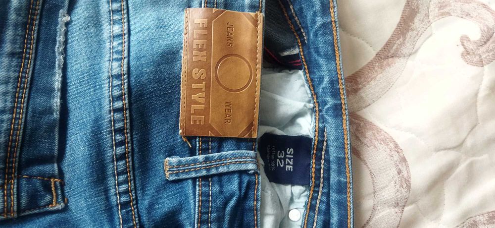 Мъжки дънки продавам