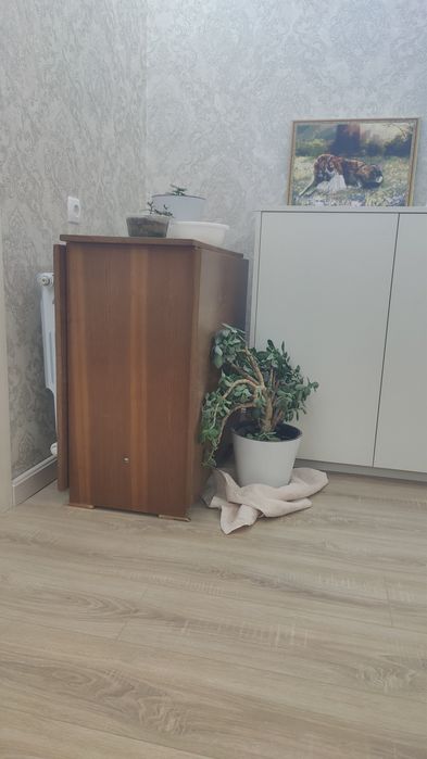 Стол книжка советский. В хорошем состоянии.