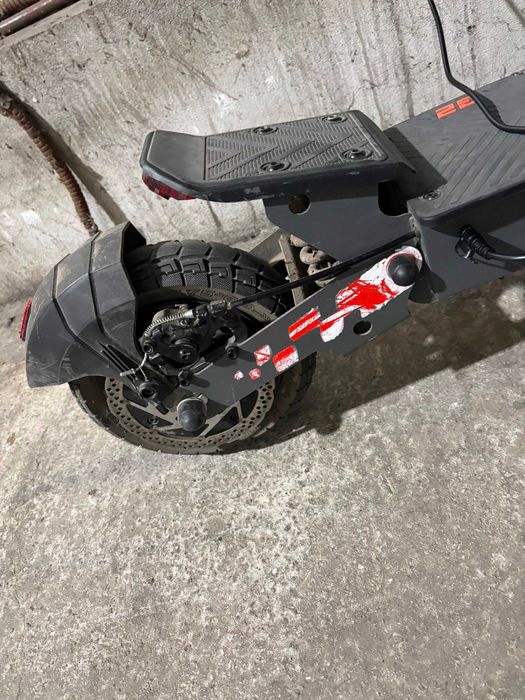 Trotineta electrică Kukirin G2 2026