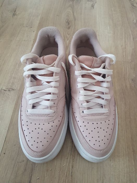 Маратонки W NIKE COURT VISION Alta ltr