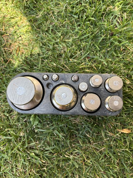 Аналитична везна