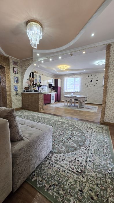 Әдемі сәнді үй сатылады!