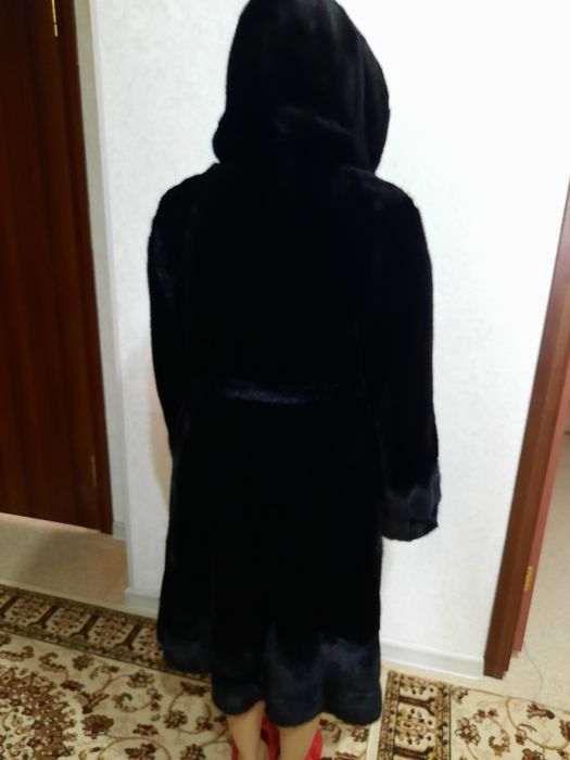 Продам норковую шубу