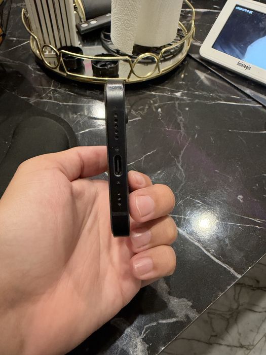 Iphone 16 e impecabil