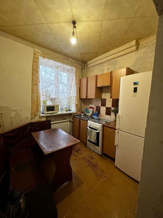 Продаю трехкомнатную квартиру