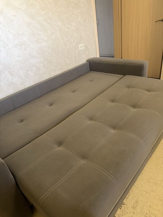 Диван серый, удобный