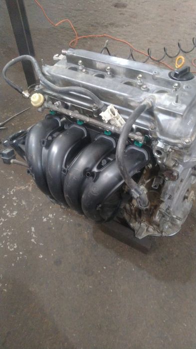 матор 2.4 Toyota