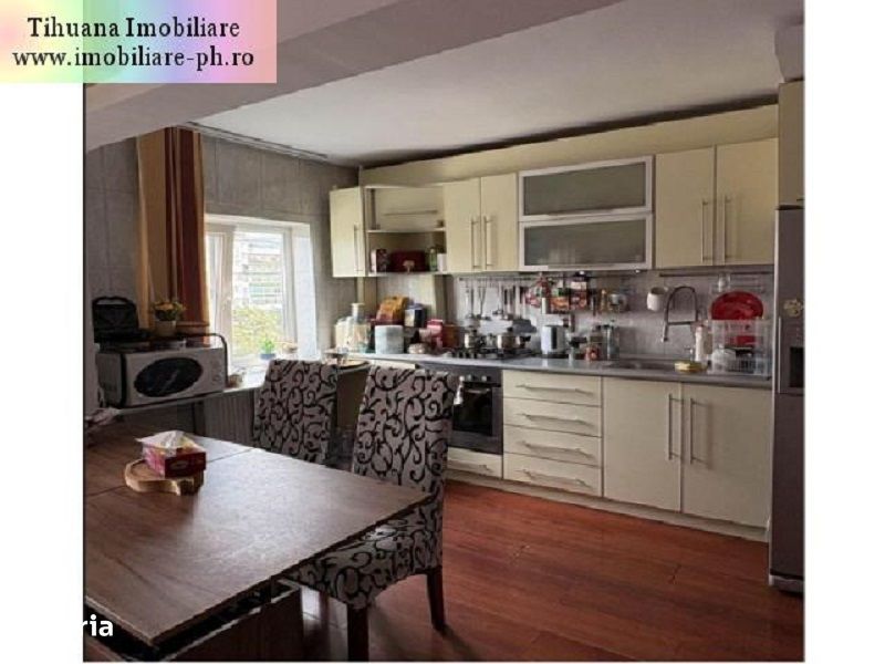 Apartament 3 camere de inchiriat: Marasesti,cf.1A,dec,2 gr.sanitare