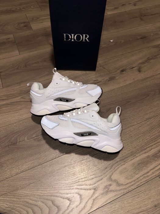 Dior B22.