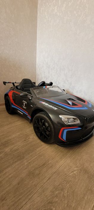 Детская машина на аккумуляторе