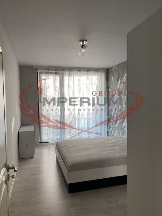 Дава се под наем Тристаен апартамент в Варна, Бриз - 165 кв.м за 1224 € - Снимка #5