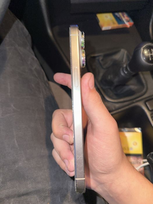 Айфон 15 про макс 256 заборчен