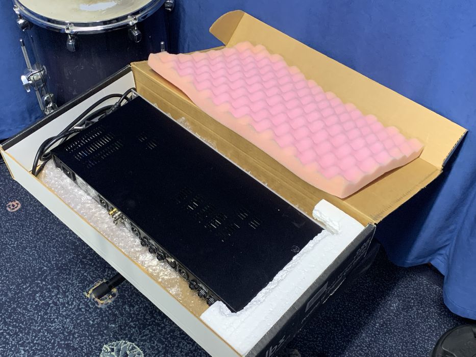 Ламповый предусилитель DBX 386