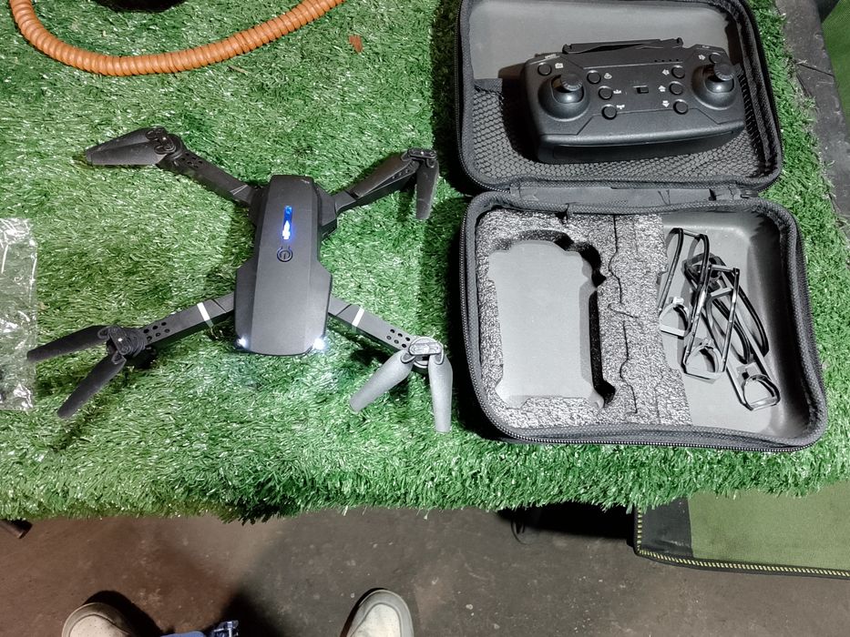 Продам дрона в хорошем состоянии