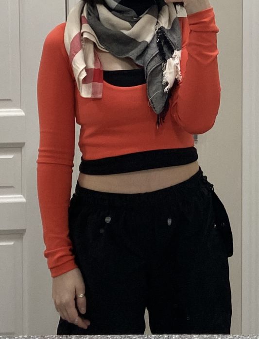 Оранжевый кроп топ