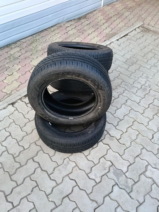 Продам шины 215/60 R16