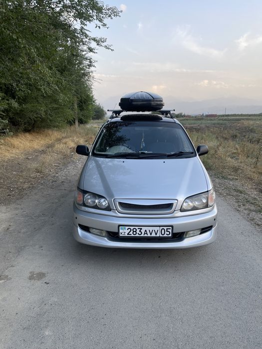 Toyota Ipsum, 1997 года