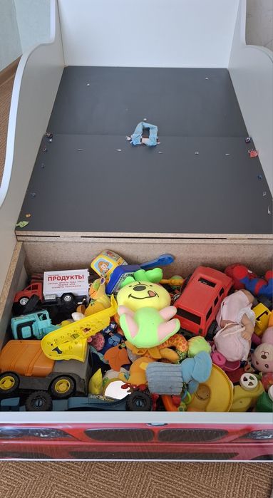 Продам детскую кровать Маквин