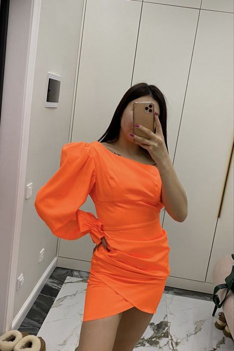 Платье Deivos.kz бренд 20000 тг