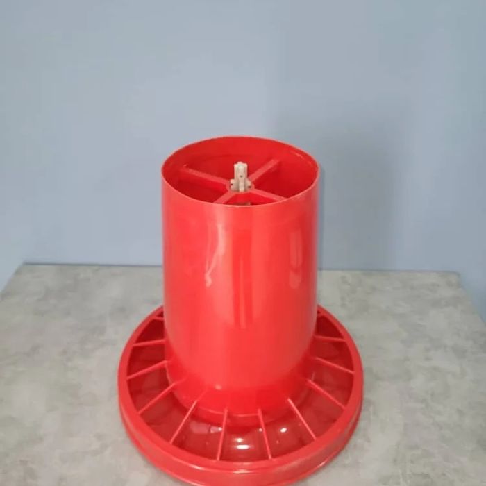 Кормушка для птиц кур несушка бройлер балапан