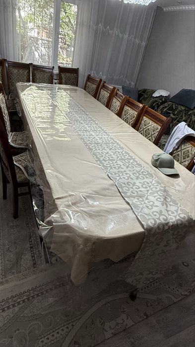 Продам Стол на зал