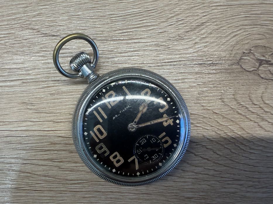 Ceas Waltham militar WW II pentru armata britanica de buzunar Marcat