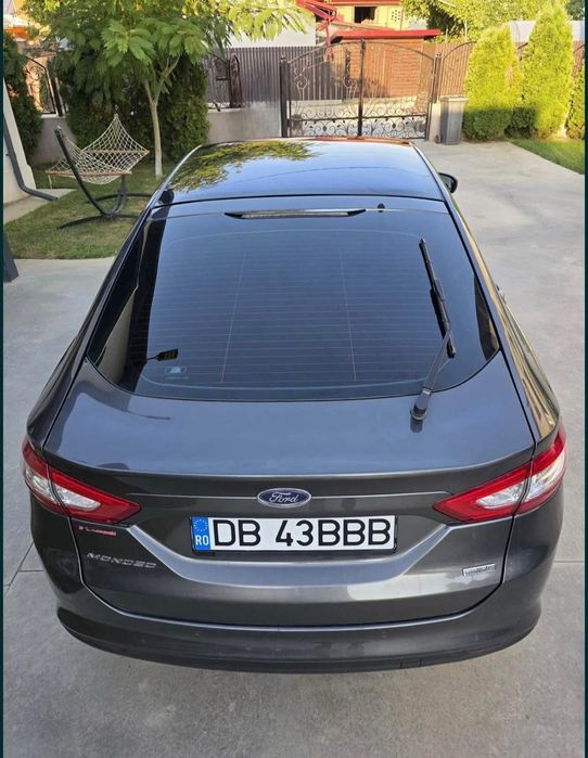 Ford Mondeo an 2016.  9500€