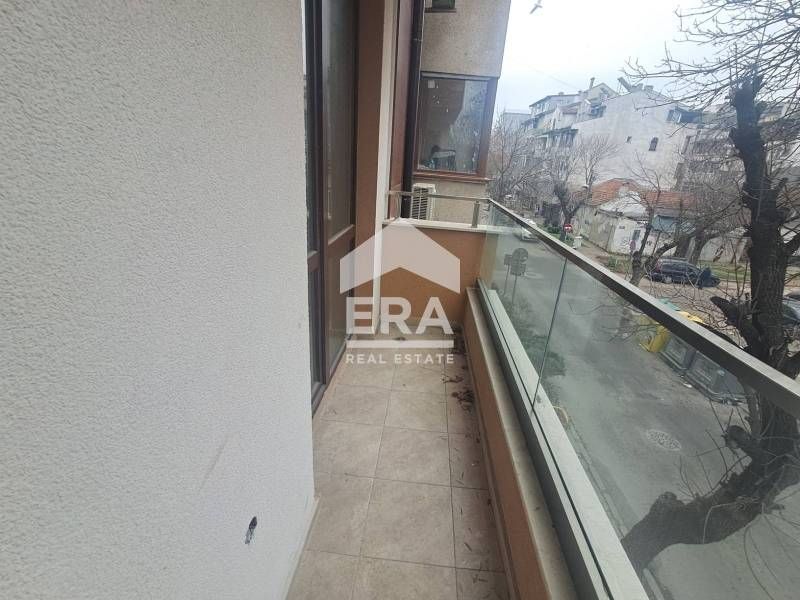 Продава се Тристаен апартамент в Варна, Лятно кино Тракия - 78 кв.м за 1341 €/кв.м - Снимка #3