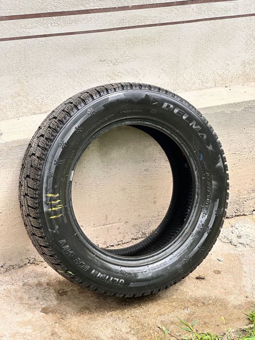 Delmax Ultima Ice SUV 225/65 R17 106T