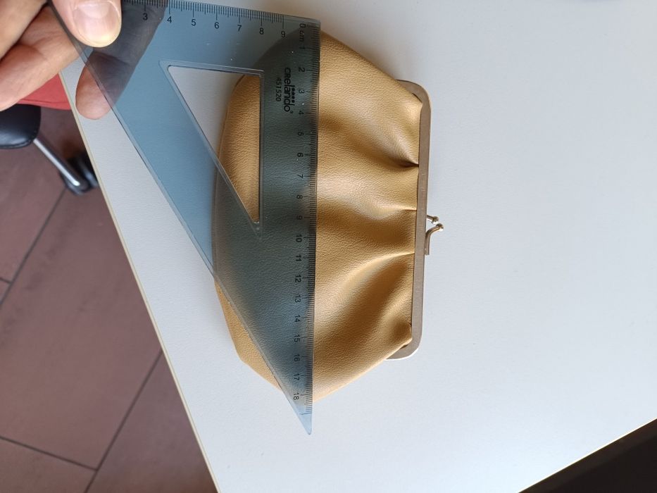 Дамско портмоне от естествена кожа