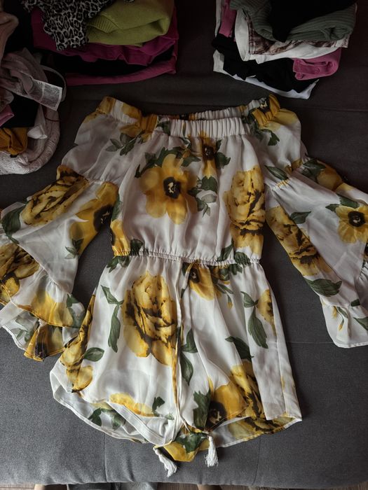 Летен гащеризон на цветя