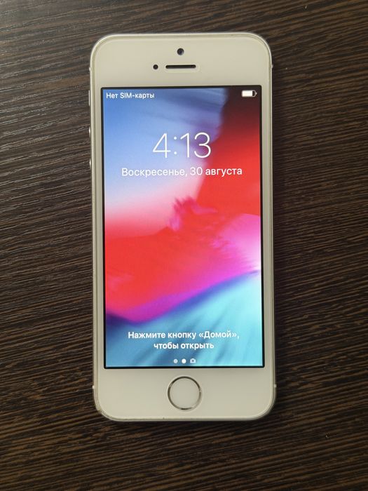 Iphone 5s 16гб, сим, wifi, зарядка, игры, touch id
