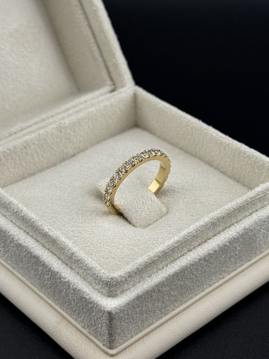 Кольцо с бриллиантами