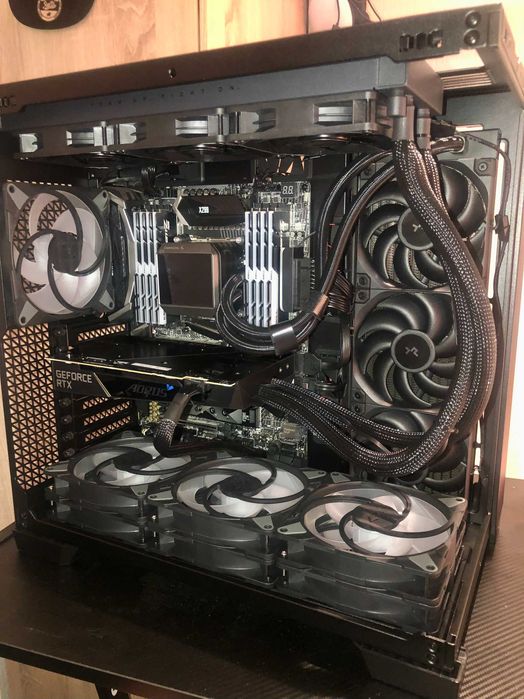 4K PC за стабилен гейминг - RTX 4090, 64GB RAM + 4к Монитор (240Hz)